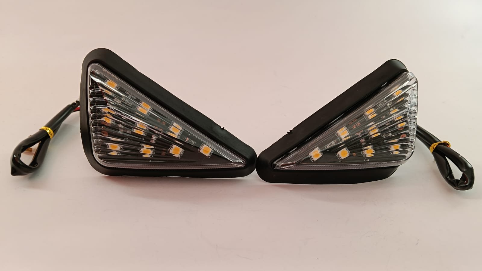 DIRECCIONAL INCRUSTAR TRIANGULAR 9 LED FIJO (ZXD-83-Y)